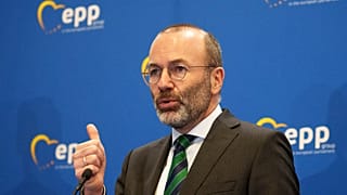 Manfred Weber EP-képviselő a bajor televízióban adott interjúban támogatta a francia elnök nukleáris elképzeléseit