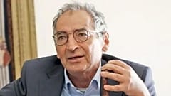 صادق زیباکلام