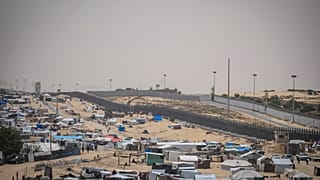 Palestinos desplazados en un campamento de refugiados en las proximidades de Rafah el 10 de mayo
