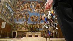 Il mazzo di chiavi dei Musei Vaticani in mano al clavigero