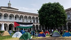 Estudantes montaram tendas e ocuparam instalações das universidades 