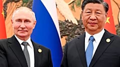 Vlagyimir Putyin orosz elnök és Hszi Csin-Ping kínai elnök Pekingben 2023 őszén