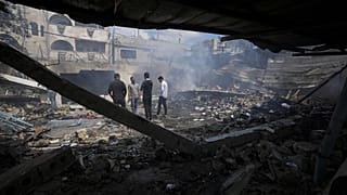 غارة إسرائيلية على مدرسة تابعة للأونروا في مخيم النصيرات 14/05/2023