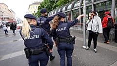 Polizei auf Streife im Wiener Stadtteil Favoriten