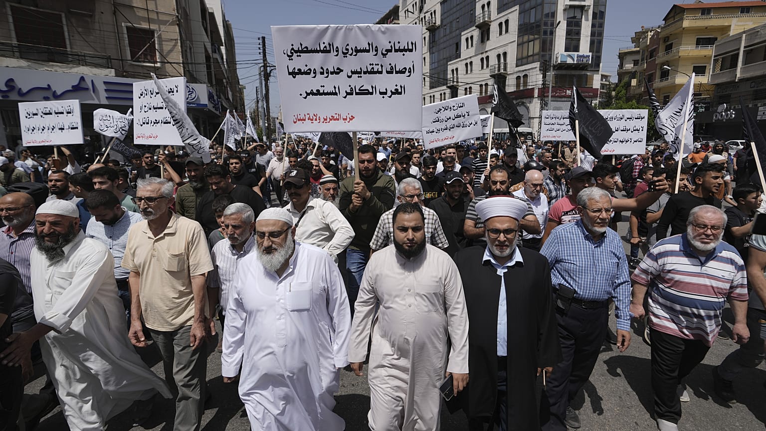 مظاهرات في لبنان دعما للاجئين السوريين