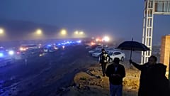 65 Rettungsmanschaften suchten nach dem iranischen Präsidenten Ebrahim Raisi. Schlechtes Wetter erschwerte die Bergungsarbeiten.