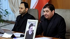 Mohammad Mokhber dirige une réunion à Téhéran, Iran, lundi 20 mai 2024.