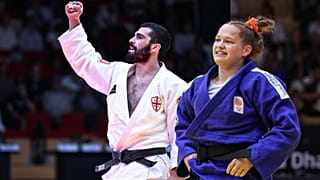 Le Géorgien Tato Grigalashvili a remporté son troisième titre mondial en -81 kg, et la Néerlandaise Joanne Van Lieshout a créé la surprise chez les -63 kg.