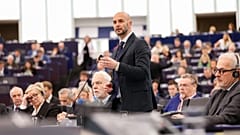 L'eurodéputé Nicola Procaccini lors d'une session plénière du Parlement européen à Strasbourg