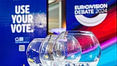 Imagenes del sorteo del debate.