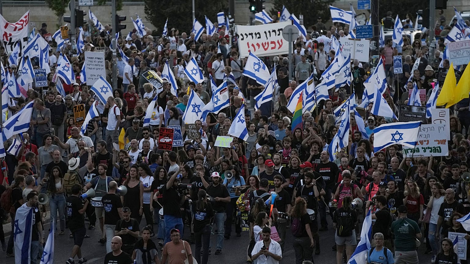 Ισραηλινοί διαδηλώνουν για την απελευθέρωση των ομήρων της Χαμάς