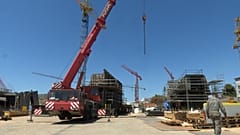 Τμήματα γαλλικής φρεγάτας που κατασκευάζονται στα Ναυπηγεία Σαλαμίνας