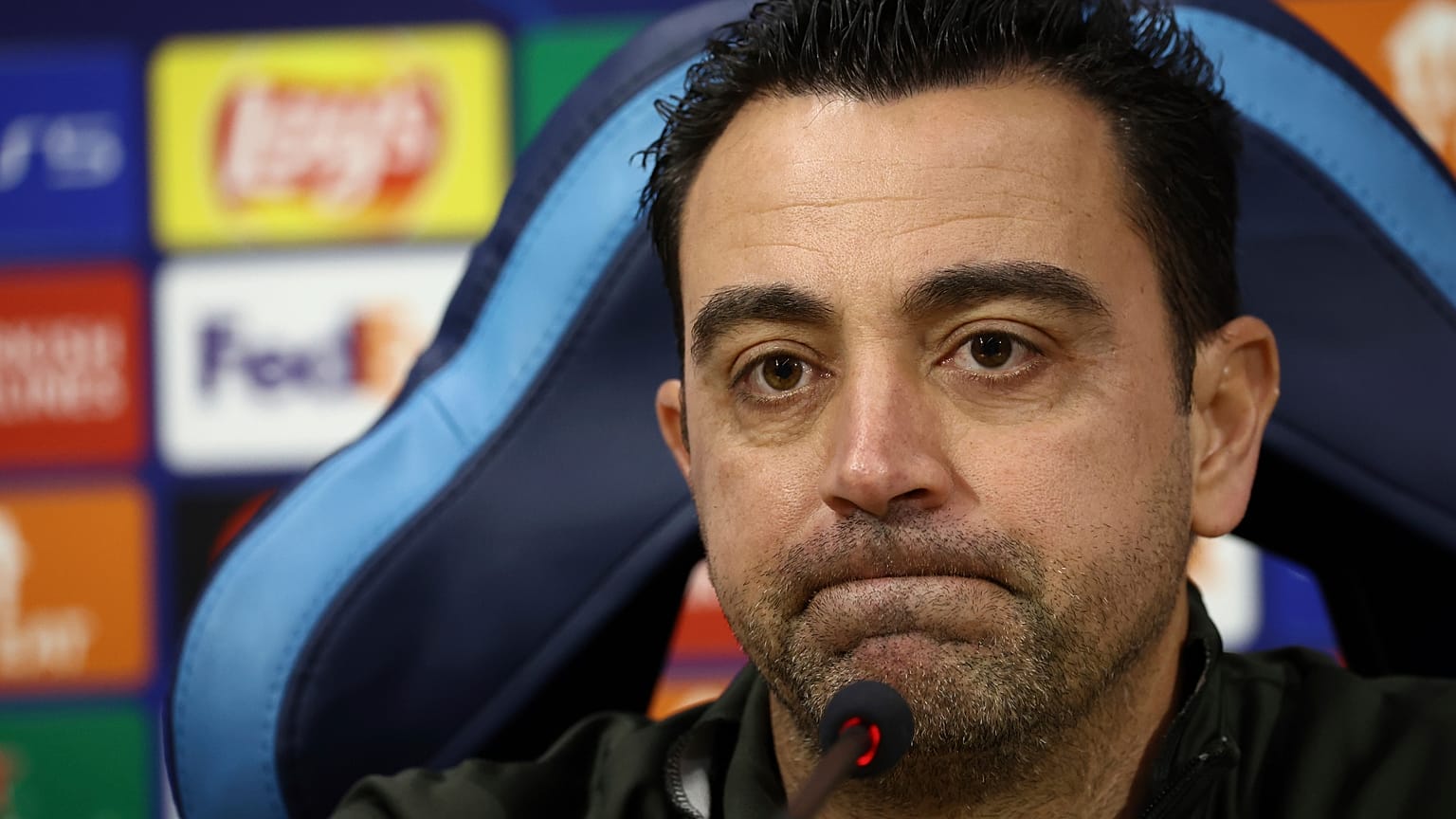 مدرب برشلونة المقال تشافي هيرنانديز