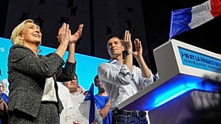 La dirigeante du Rassemblement national d'extrême droite français, Marine Le Pen, s'exprime lors d'un meeting pour les prochaines élections européennes en France, le vendredi 24 mai 2024. (AP Photo/Michel Euler