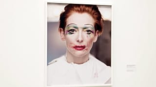 Exposição da Galeria Saatchi explora a mudança da fotografia de moda