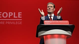 Keir Starmer, a Munkáspárt vezetője pártja konferenciáján