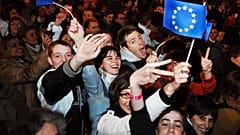 Fiatalok egy brüsszeli popkoncerten a Római Szerződés aláírásának 50. évfordulóján, 2007. március 27-én