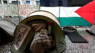 خيمة في مخيم أقامه طلاب وناشطون مؤيدون للفلسطينيين في جامعة غنت البلجيكية 16 مايو/أيار 2024.