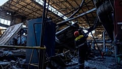 Поврежденная ТЭС после российской атаки, начало мая, иллюстрационное фото