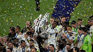 لاعبو ريال مدريد يحتفلون بالفوز - ملعب ومبلي - لندن. 2024/06/01