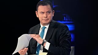 Менее чем через 3 месяца после пр��хода к власти правоцентристы ужесточили правила легализации мигрантов.