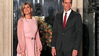 Ο Ισπανόςπρωθυπουργός Πέδρο Σάντσεθ με τη σύζυγό του Μπεγκόνια Γκόμεθ