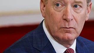 Microsoft-Präsident Brad Smith hat mitgeteilt, dass es möglicherweise nicht ausreichen würde, Teams von Microsoft Office zu lösen, um die EU-Wettbewerbsregeln einzuhalten.