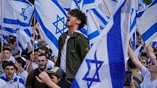 يهود إسرائيليون يشاركون في مسيرة الأعلام في القدس الشرقية المحتلة، أيار / مايو 2023 ـ أرشيف