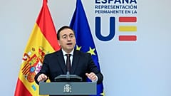 Spaniens Außenminister José Manuel Albares gab die Entscheidung bekannt.