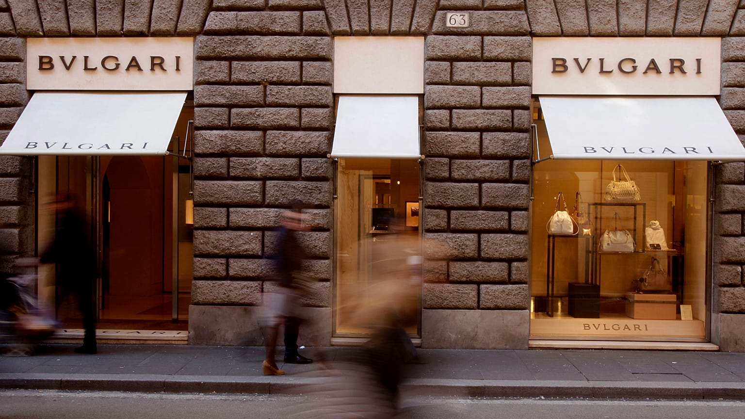 Archivo: Tienda de Bulgari en el distrito de la moda de Roma, el lunes 7 de marzo de 2011.