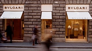 Archivo: Tienda de Bulgari en el distrito de la moda de Roma, el lunes 7 de marzo de 2011.