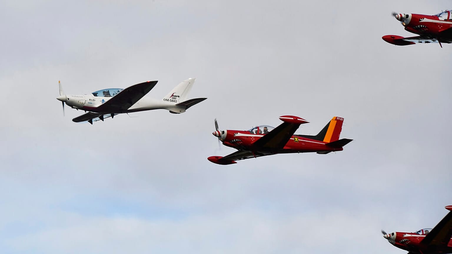 Un aereo ultraleggero precipita nel pisano