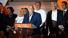 Macaristan Başbakanı Viktor Orban, 10 Haziran 2024 Pazartesi günü Budapeşte, Macaristan'da Avrupa Parlamentosu seçimlerinin sonuçlarını aldıktan sonra basına hitap ediyor. 