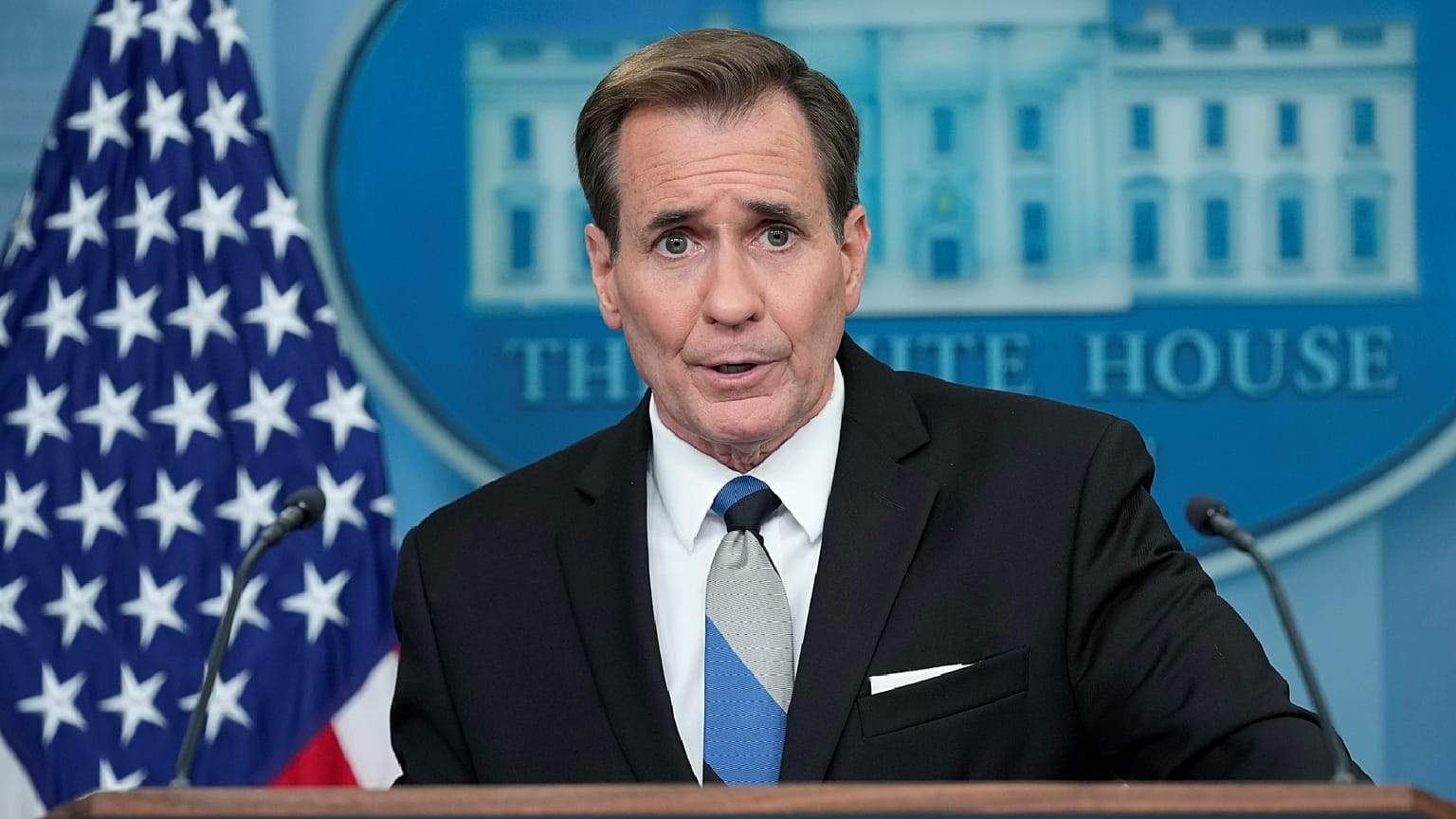 Le porte-parole du Conseil de sécurité nationale, John Kirby, s'exprime lors du briefing quotidien à la Maison Blanche à Washington, mardi 28 mai 2024.