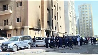  الكشف عن سبب الحريق الذي أودى بحياة العشرات في الكويت