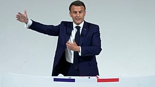 الرئيس الفرنسي ايمانويل ماكرون