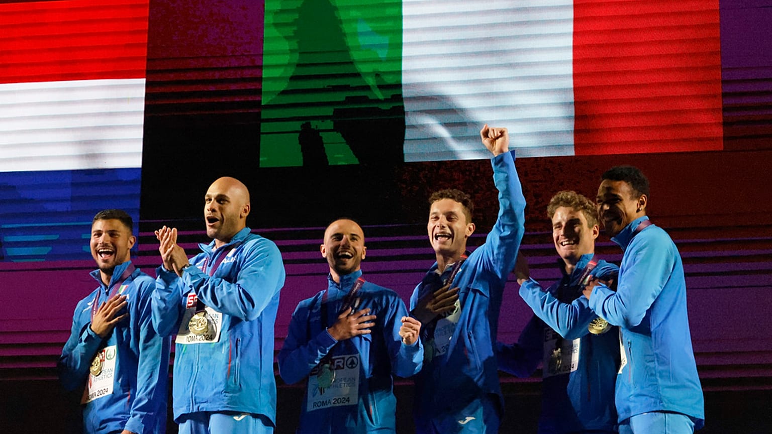 Gli atleti italiani medaglia d'ora alla staffetta 4x100 metri maschile, Roma, 12 giugno 2024