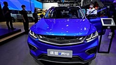 Geely'nin plug-in hibrit Bingyue ePro modeli 27 Eylül 2020 Pazar günü Pekin'de düzenlenen Auto China 2020 fuarında sergileniyor.