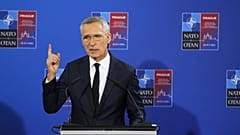 Jens Stoltenberg a NATO külügyminisztereinek prágai tanácskozásán