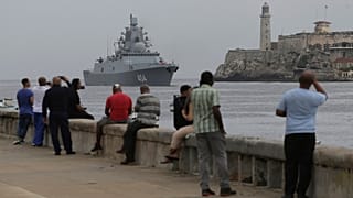 Nave militare russa all'Avana, Cuba.
