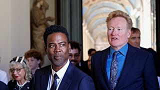 Chris Rock, solda, ve Conan O'Brien Papa Francis ile görüşmeye geliyor