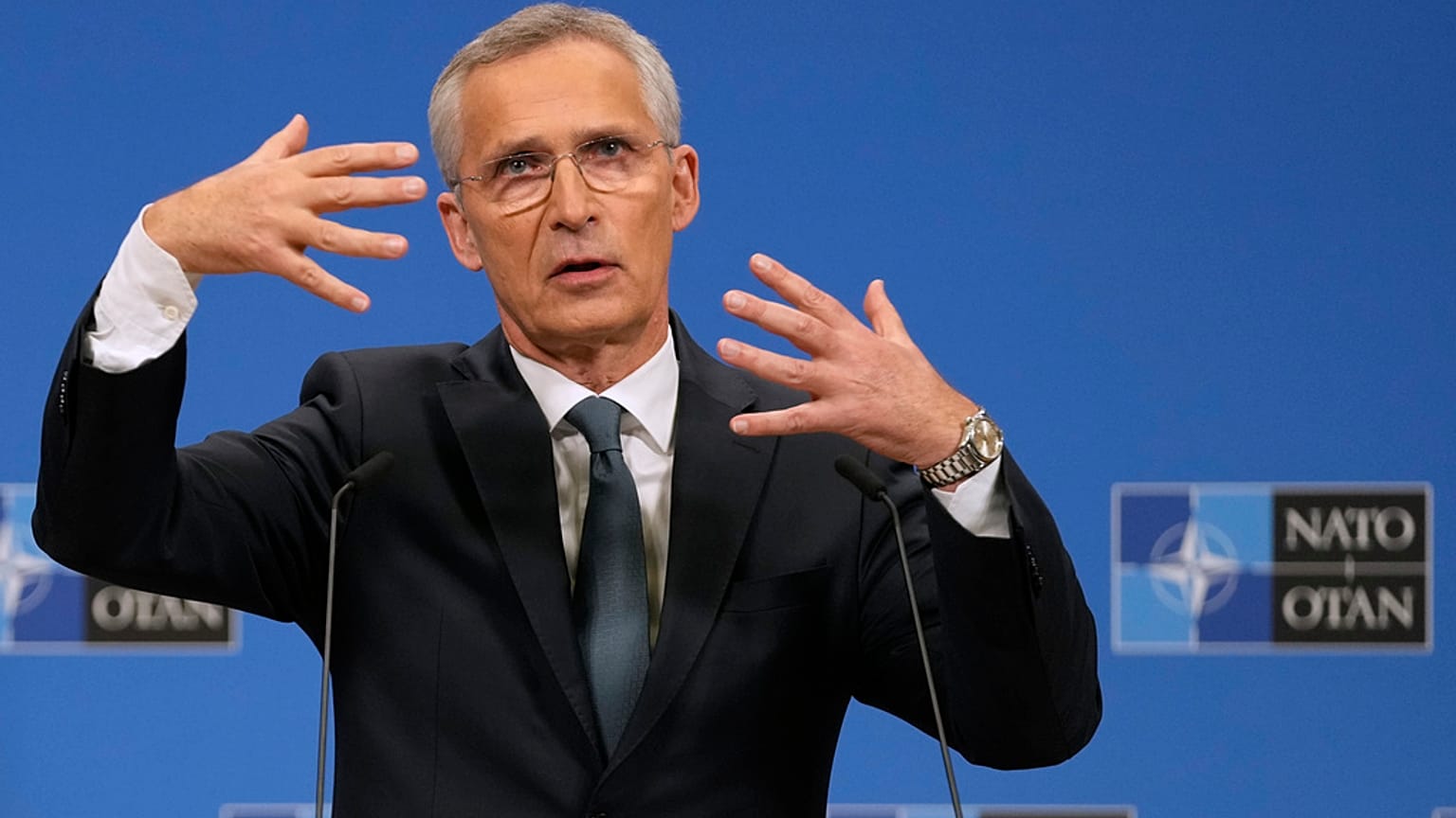 Russland hat nach Angaben von Generalsekretär Jens Stoltenberg erneut ein hohes Maß an Feindseligkeit gegenüber den NATO-Verbündeten gezeigt. 