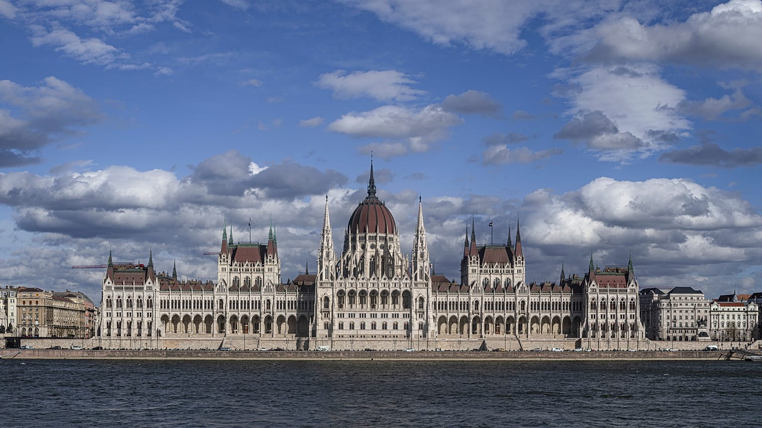 Az Országház épülete Budapesten 2024. március 28-án