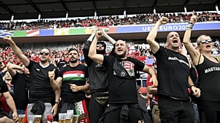 Magyar szurkolók a Magyarország-Svájc EB-csoportmérkőzésen