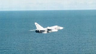 Foto do caça russo que a Suécia diz ter violado o seu espaço aéreo a 15 de junho de 2024