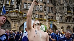 Schottische Fans in München