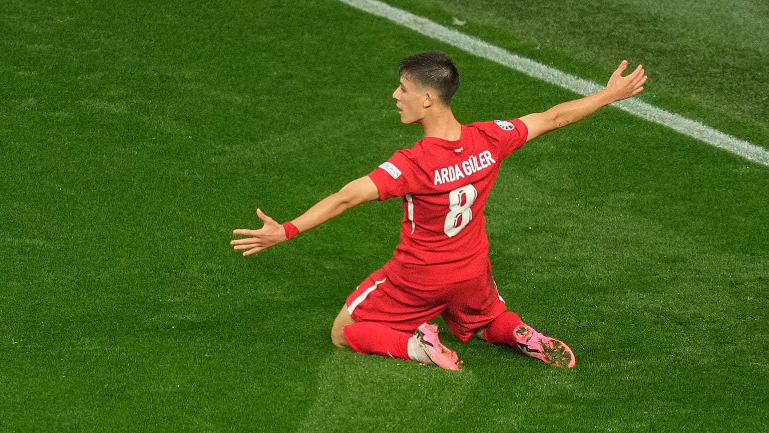 Arda Güler, attığı golün ardından seviniyor, Dortmund, Almanya 18 Haziran 2024
