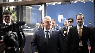 Orbán Viktor érkezik a brüsszeli EU-csúcsra
