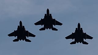 مقاتلات من طراز F-15 - أرشيف