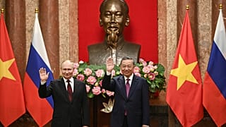 Putin visita Vietnam para fortalecer las relaciones bilaterales